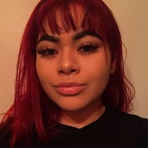 Meet your Posher, Karina